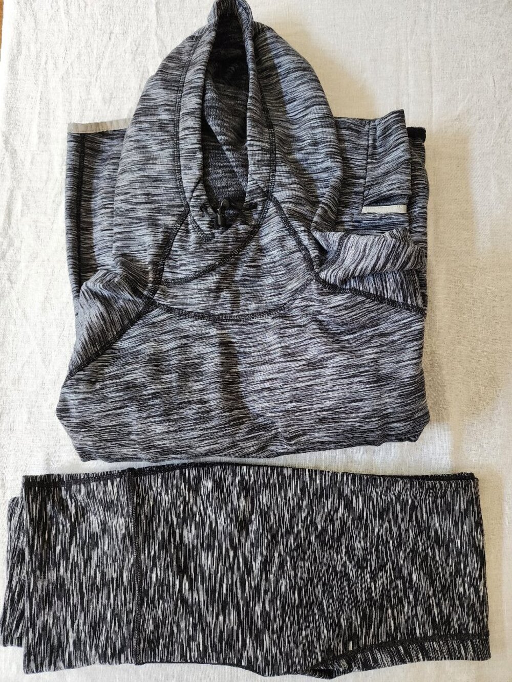 GapFit 2-Piece Space Dye Activewear Set (Hoodie + Leggings)